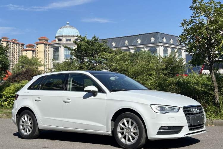 Used Audi A3 2014 Sportback 35 TFSI Automatic Style Edition Exterior 4