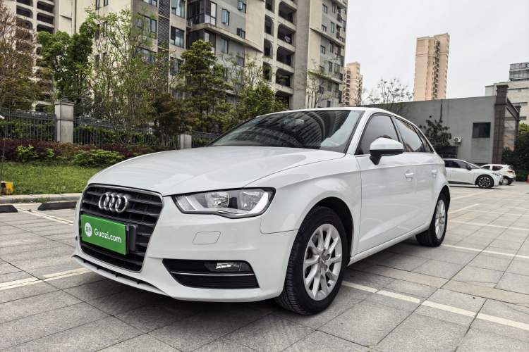 Used Audi A3 2014 Sportback 35 TFSI Automatic Ambition Edition Exterior 4