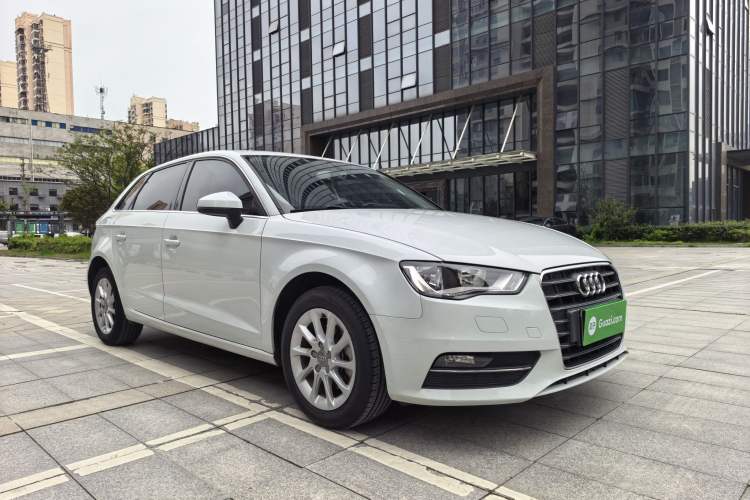 Used Audi A3 2014 Sportback 35 TFSI Automatic Ambition Edition Exterior 5