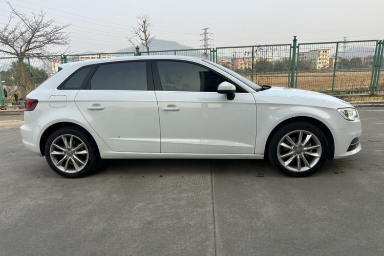 Used Audi A3 2014 Sportback 35 TFSI Automatic Comfort Model Exterior 5