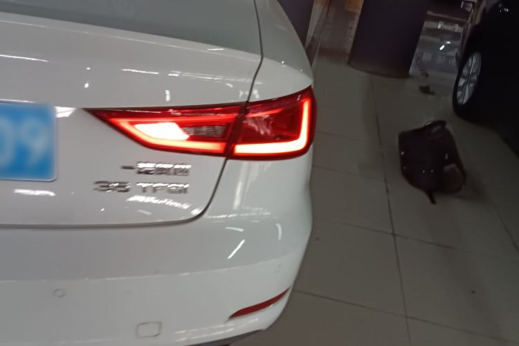 Used Audi A3 2014 Limousine 35 TFSI Automatic Fashion Model Exterior 6