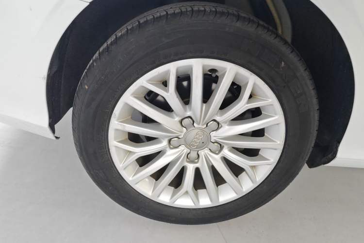 Used Audi A3 2014 Limousine 35 TFSI Automatic Advanced Model Exterior 8