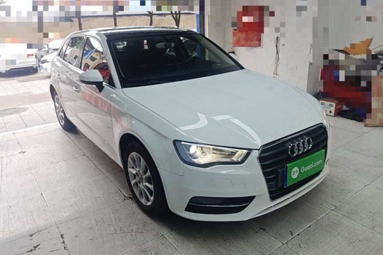 Used Audi A3 2014 Sportback 35 TFSI Automatic Style Edition Front Right 45 Deg