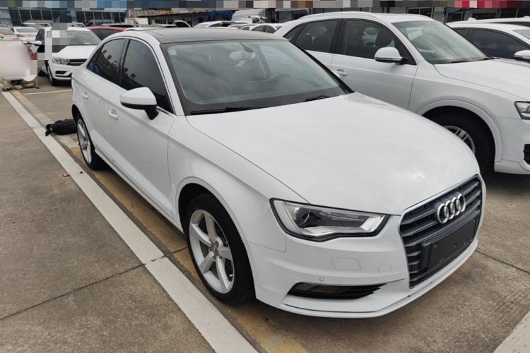 Used Audi A3 2014 Limousine 35 TFSI Automatic Comfort Model Front Right 45 Deg