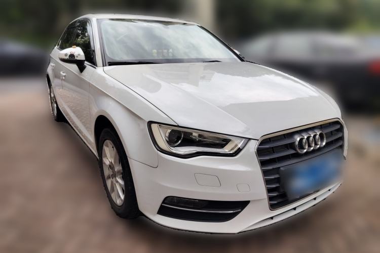 Used Audi A3 2014 Sportback 35 TFSI Automatic Ambition Edition Front Right 45 Deg