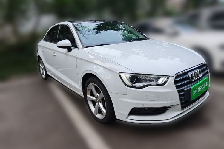 Used Audi A3 2014 Limousine 35 TFSI Automatic Comfort Model Front Right 45 Deg