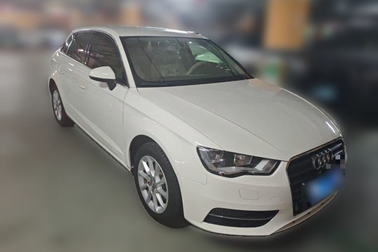 Used Audi A3 2014 Sportback 35 TFSI Automatic Ambition Edition Front Right 45 Deg