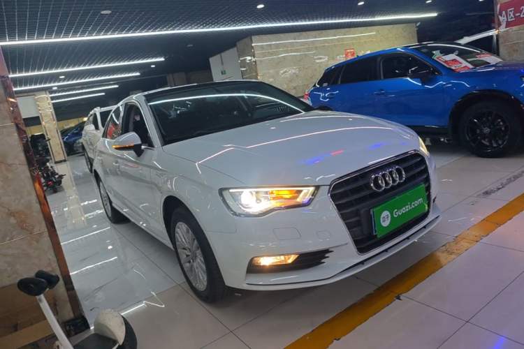 Used Audi A3 2014 Limousine 35 TFSI Automatic Fashion Model Front Right 45 Deg