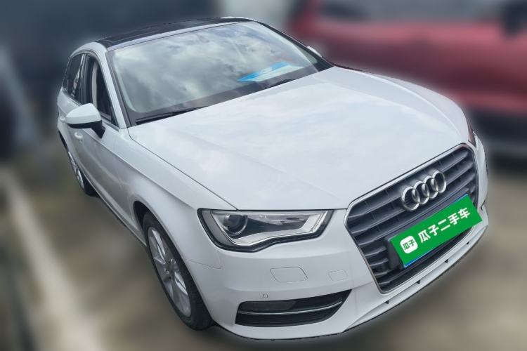 Used Audi A3 2014 Sportback 35 TFSI Automatic Comfort Model Front Right 45 Deg