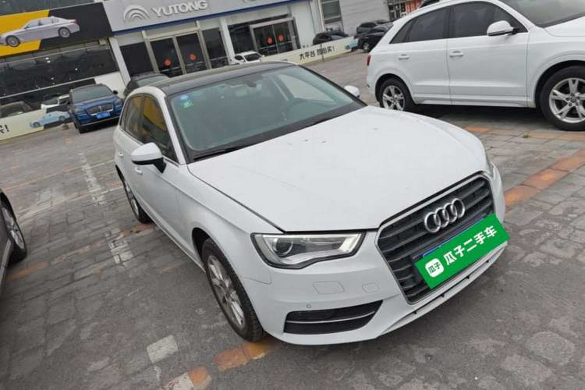 Used Audi A3 2014 Sportback 35 TFSI Automatic Style Edition Front Right 45 Deg