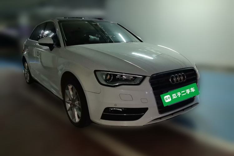 Used Audi A3 2014 Sportback 35 TFSI Automatic Comfort Model Front Right 45 Deg