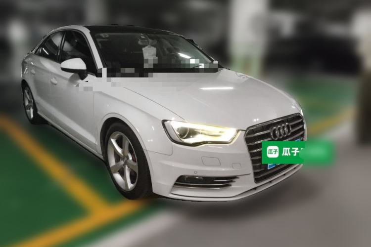 Used Audi A3 2014 Limousine 35 TFSI Automatic Comfort Model Front Right 45 Deg
