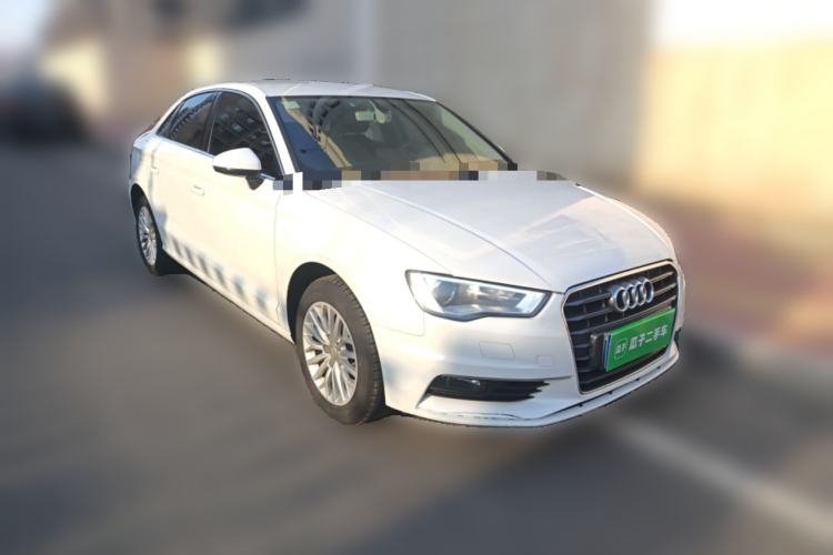 Used Audi A3 2014 Limousine 35 TFSI Automatic Advanced Model Front Right 45 Deg