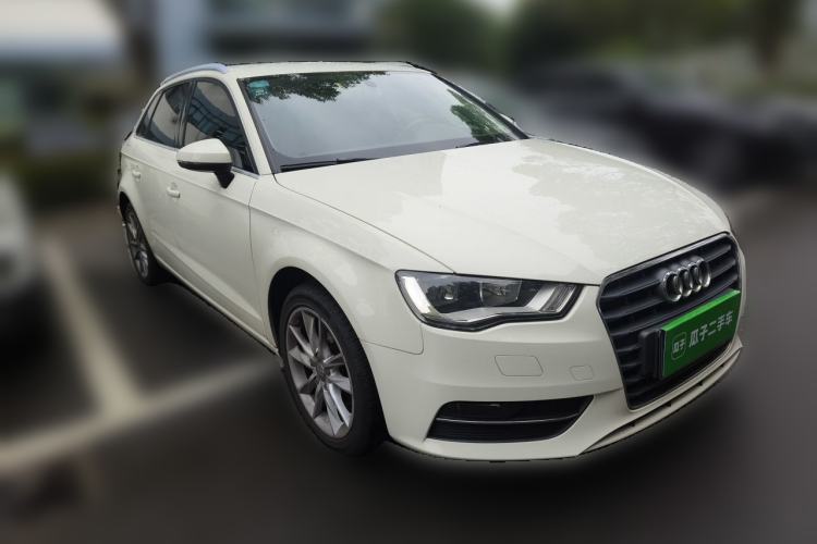 Used Audi A3 2014 Sportback 35 TFSI Automatic Ambition Edition Front Right 45 Deg