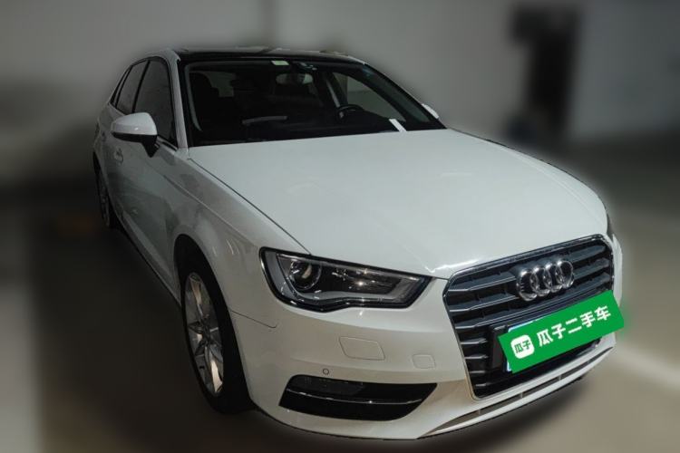 Used Audi A3 2014 Sportback 35 TFSI Automatic Comfort Model Front Right 45 Deg