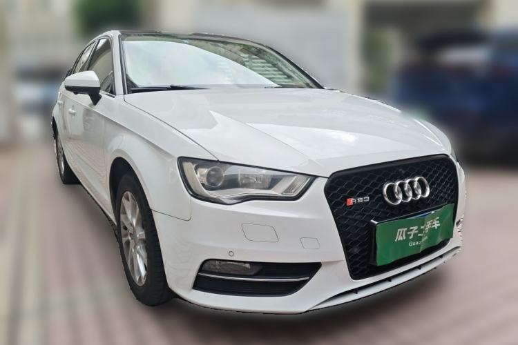 Used Audi A3 2014 Sportback 35 TFSI Automatic Style Edition Front Right 45 Deg