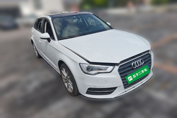 Used Audi A3 2014 Sportback 35 TFSI Automatic Comfort Model Front Right 45 Deg