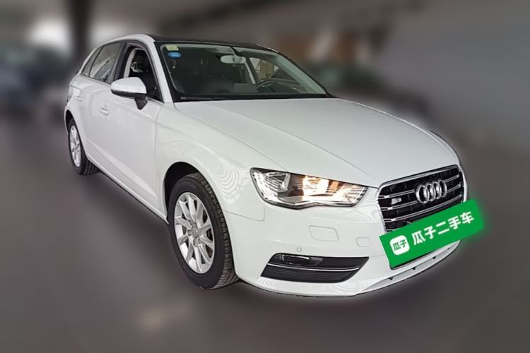 Used Audi A3 2014 Sportback 35 TFSI Automatic Style Edition Front Right 45 Deg