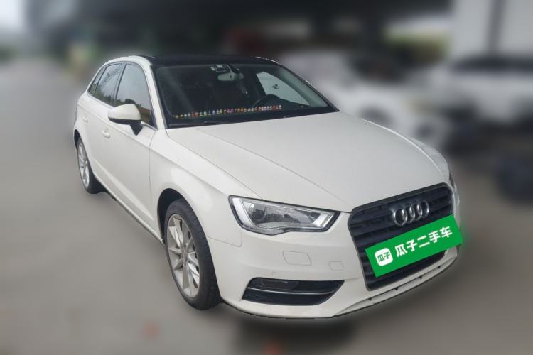 Used Audi A3 2014 Sportback 35 TFSI Automatic Comfort Model Front Right 45 Deg