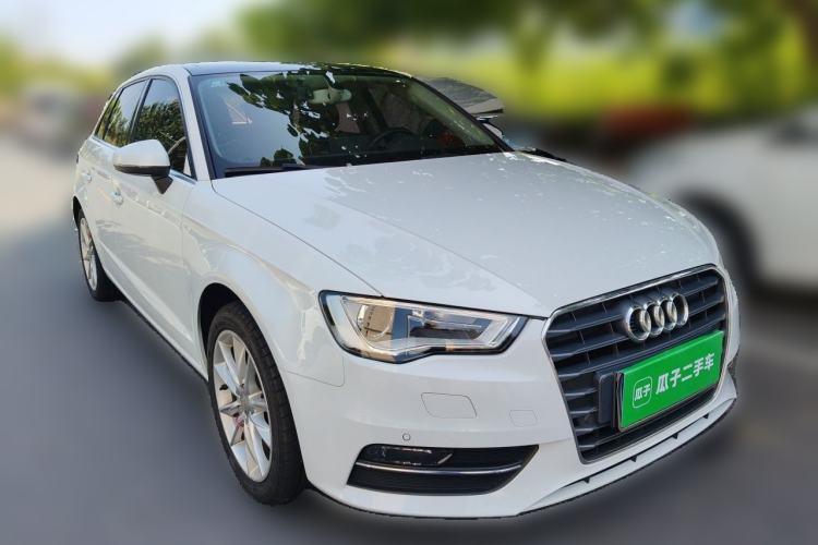 Used Audi A3 2014 Sportback 35 TFSI Automatic Comfort Model Front Right 45 Deg