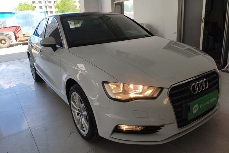 Used Audi A3 2014 Limousine 35 TFSI Automatic Advanced Model Front Right 45 Deg