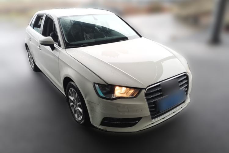 Used Audi A3 2014 Sportback 35 TFSI Automatic Ambition Edition Front Right 45 Deg