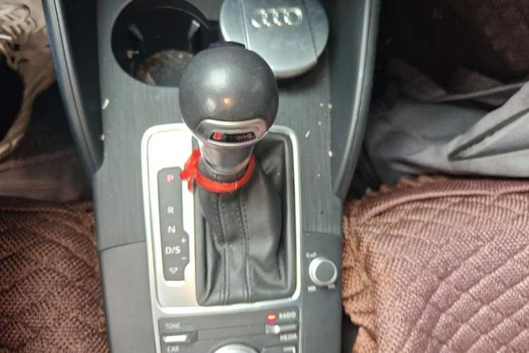 Used Audi A3 2014 Sportback 35 TFSI Automatic Style Edition Gear Lever
