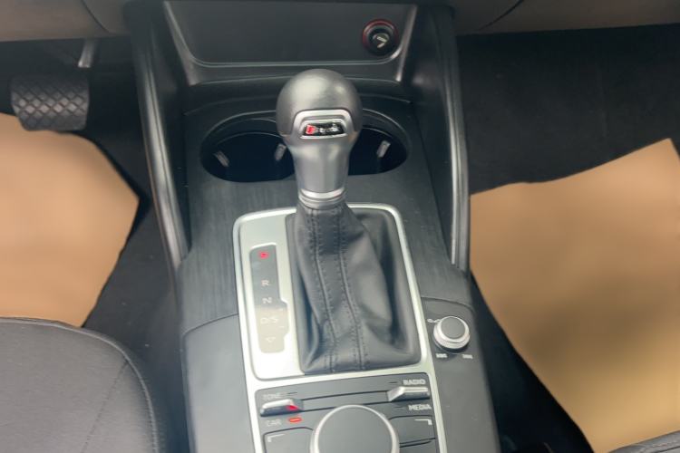 Used Audi A3 2014 Sportback 35 TFSI Automatic Style Edition Gear Lever