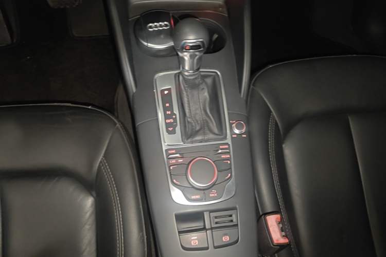 Used Audi A3 2014 Sportback 35 TFSI Automatic Style Edition Gear Lever