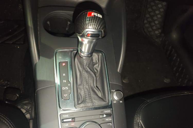 Used Audi A3 2014 Sportback 35 TFSI Automatic Ambition Edition Gear Lever