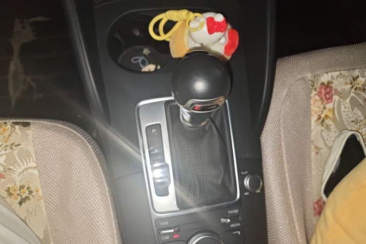 Used Audi A3 2014 Sportback 35 TFSI Automatic Ambition Edition Gear Lever