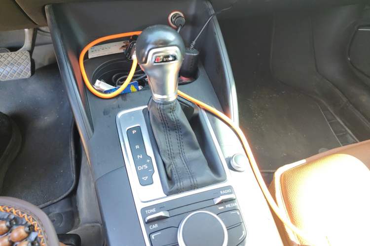 Used Audi A3 2014 Sportback 35 TFSI Automatic Ambition Edition Gear Lever