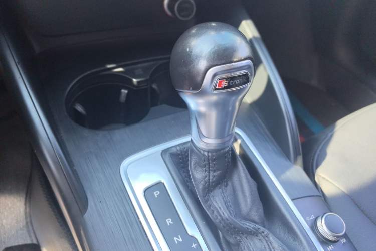 Used Audi A3 2014 Sportback 35 TFSI Automatic Ambition Edition Gear Lever