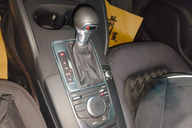 Used Audi A3 2014 Sportback 35 TFSI Automatic Style Edition Gear Lever