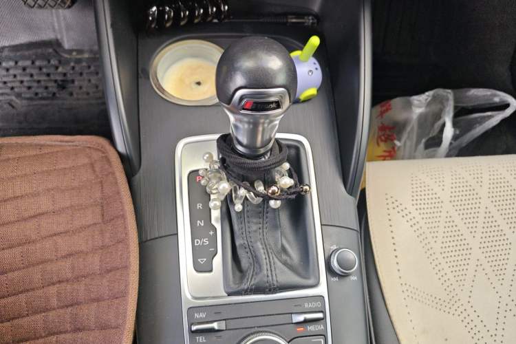 Used Audi A3 2014 Sportback 40 TFSI S line Comfort Model Gear Lever
