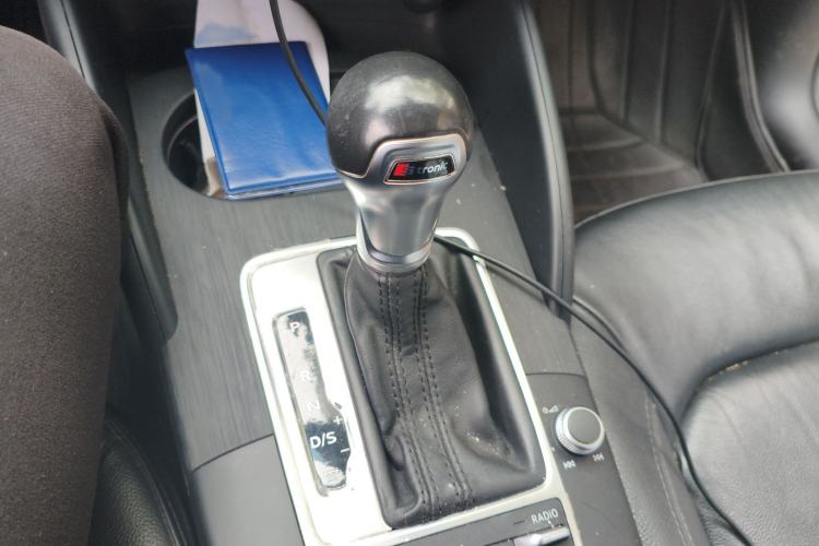 Used Audi A3 2014 Sportback 35 TFSI Automatic Comfort Model Gear Lever