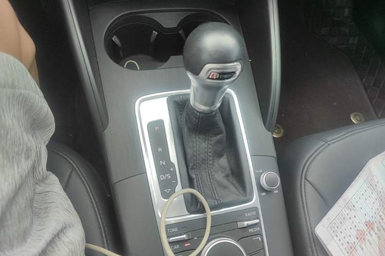 Used Audi A3 2014 Sportback 35 TFSI Automatic Ambition Edition Gear Lever