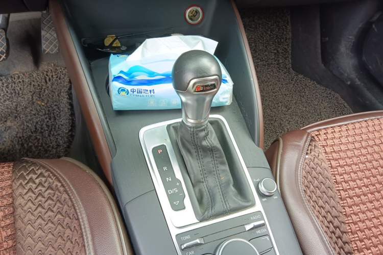 Used Audi A3 2014 Sportback 35 TFSI Automatic Comfort Model Gear Lever
