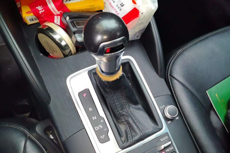 Used Audi A3 2014 Sportback 35 TFSI Automatic Ambition Edition Gear Lever