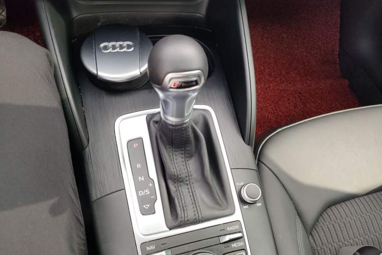 Used Audi A3 2014 Sportback 40 TFSI S line Comfort Model Gear Lever
