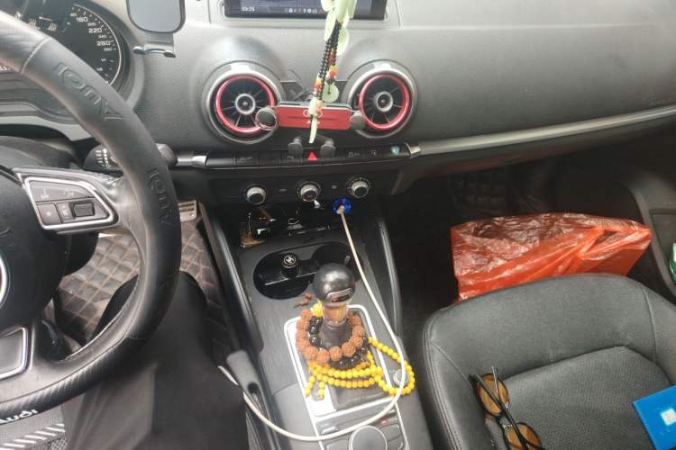 Used Audi A3 2014 Sportback 35 TFSI Automatic Style Edition Gear Lever