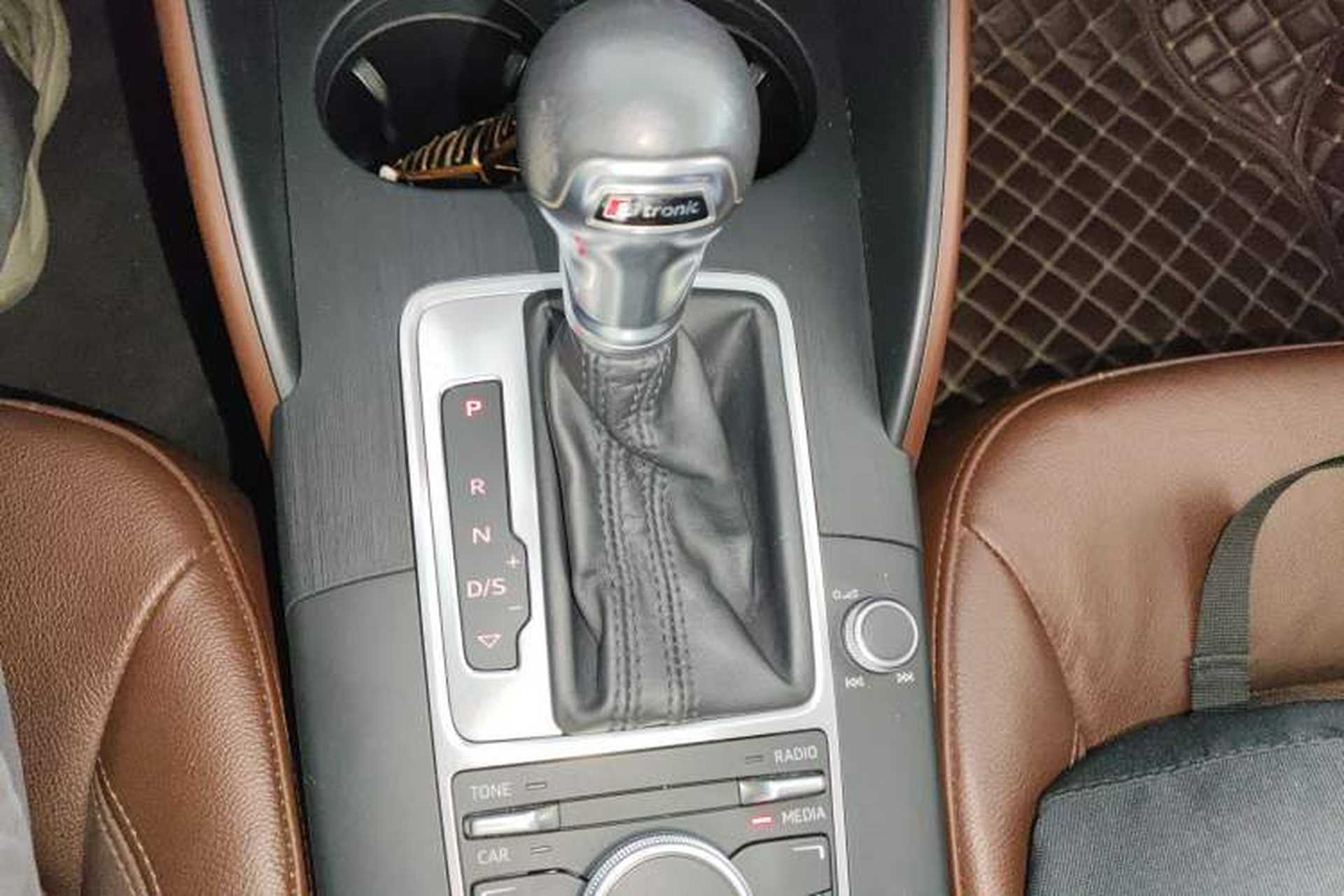 Used Audi A3 2014 Sportback 35 TFSI Automatic Comfort Model Gear Lever