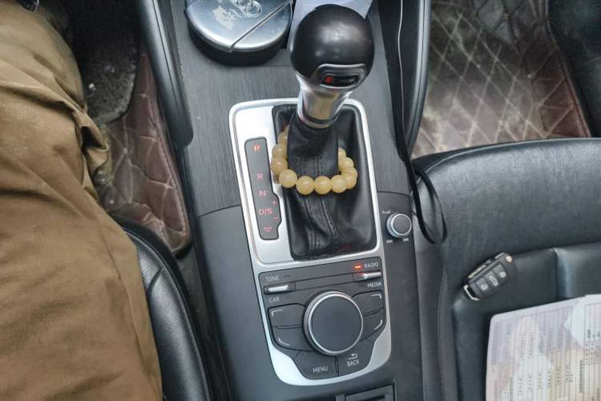 Used Audi A3 2014 Limousine 35 TFSI Automatic Comfort Model Gear Lever