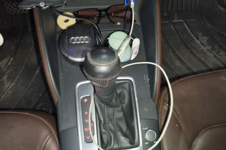 Used Audi A3 2014 Sportback 35 TFSI Automatic Comfort Model Gear Lever