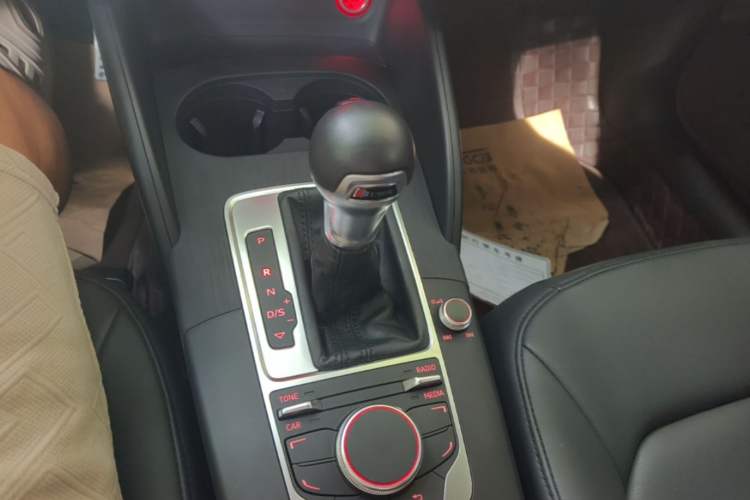 Used Audi A3 2014 Sportback 35 TFSI Automatic Ambition Edition Gear Lever
