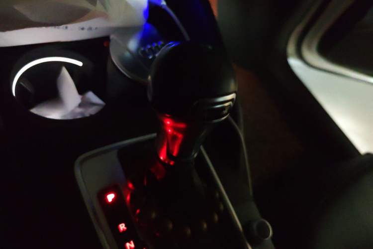 Used Audi A3 2014 Limousine 35 TFSI Automatic Comfort Model Gear Lever