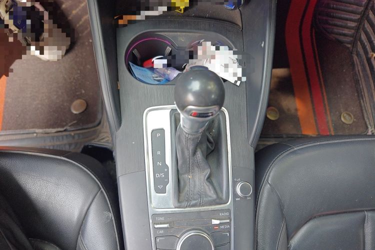 Used Audi A3 2014 Limousine 35 TFSI Automatic Comfort Model Gear Lever