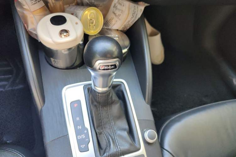 Used Audi A3 2014 Limousine 35 TFSI Automatic Comfort Model Gear Lever