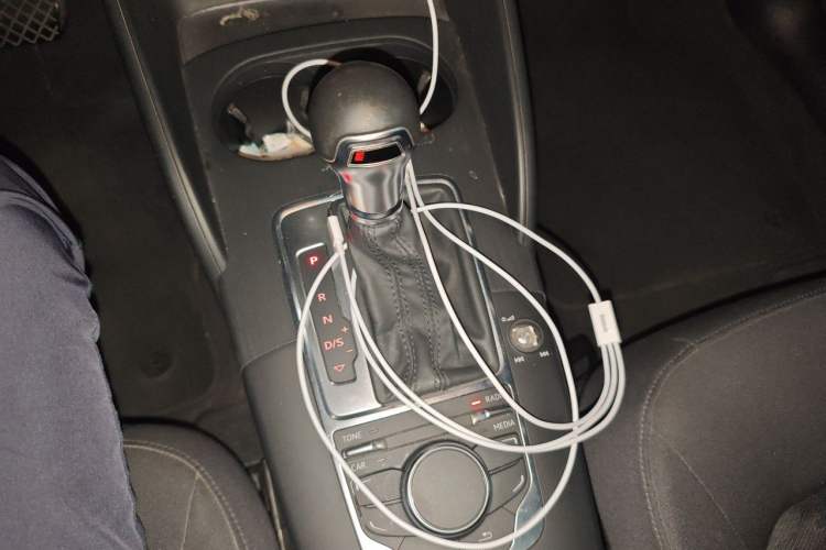 Used Audi A3 2014 Sportback 35 TFSI Automatic Style Edition Gear Lever