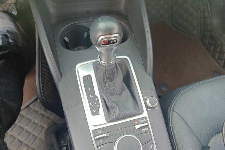 Used Audi A3 2014 Sportback 35 TFSI Automatic Style Edition Gear Lever